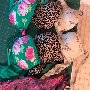 SOLD. Posted 2ce in error